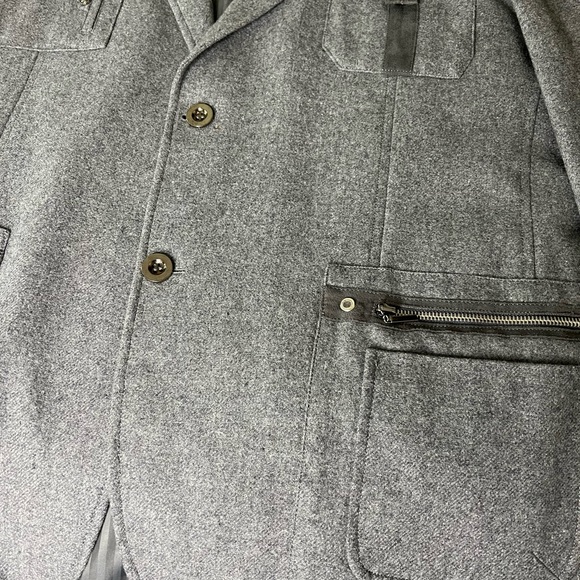 Valentino Ferrel sports Jacket - Picture 2 of 7